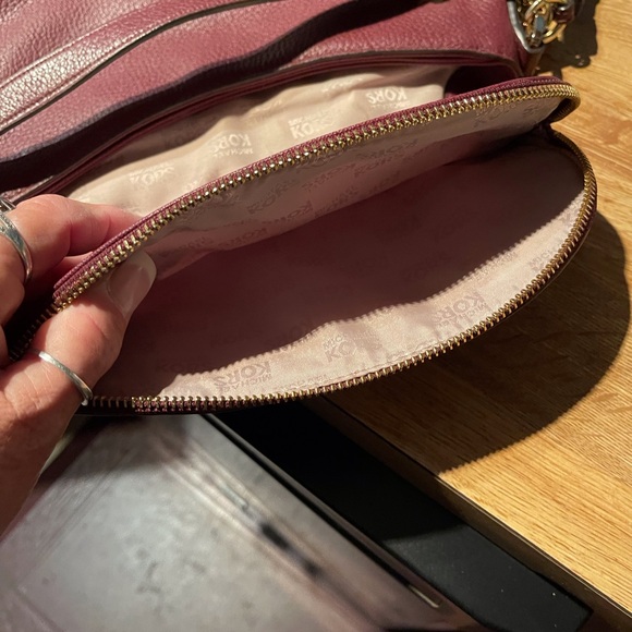 Michael Kors Bedford Crossbody Purse - Picture 15 of 16